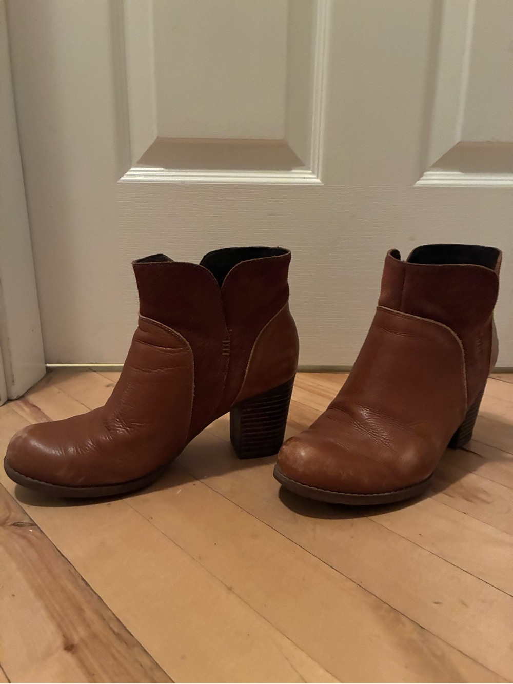 Timberland Cognac Leather Ankle Booties with Stacked Heel